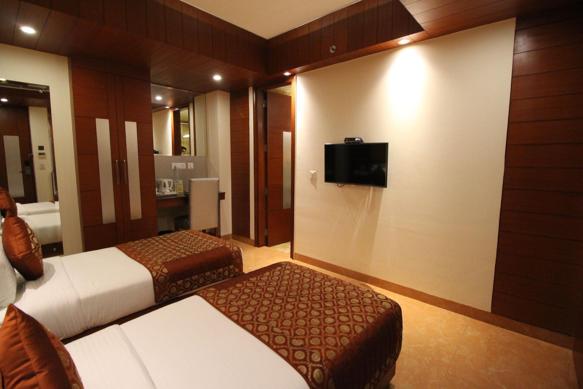 Hotel Golden Grand Delhi (National Capital Territory of India) Exterior foto