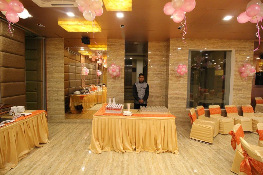 Hotel Golden Grand Delhi (National Capital Territory of India) Exterior foto