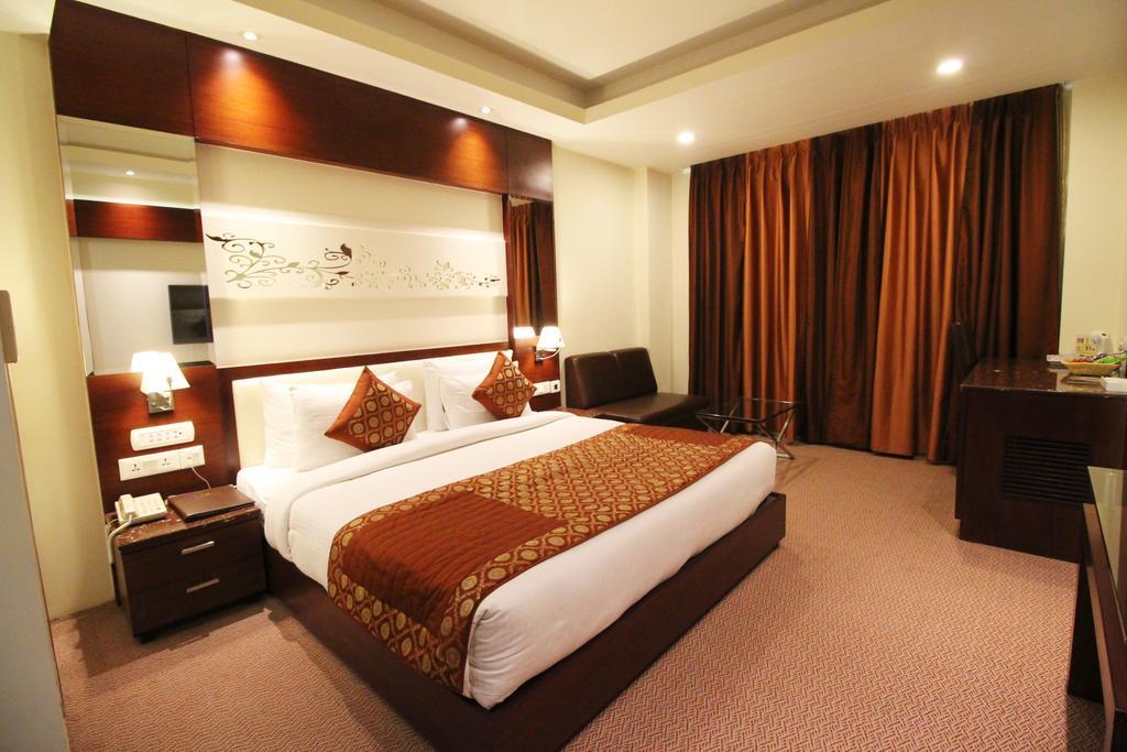Hotel Golden Grand Delhi (National Capital Territory of India) Exterior foto