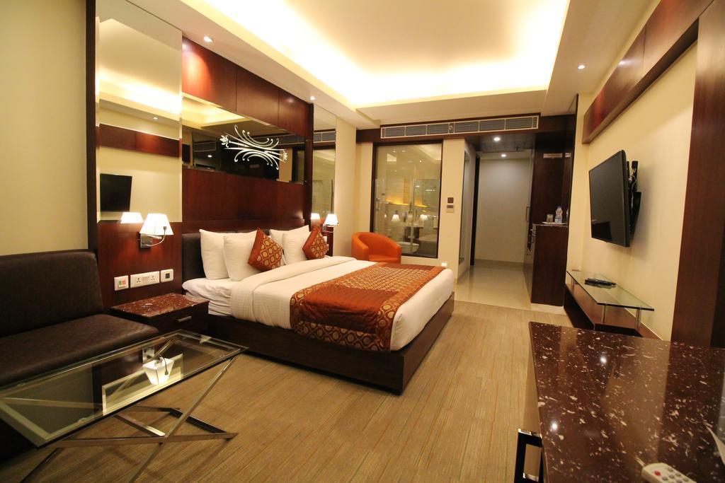 Hotel Golden Grand Delhi (National Capital Territory of India) Exterior foto