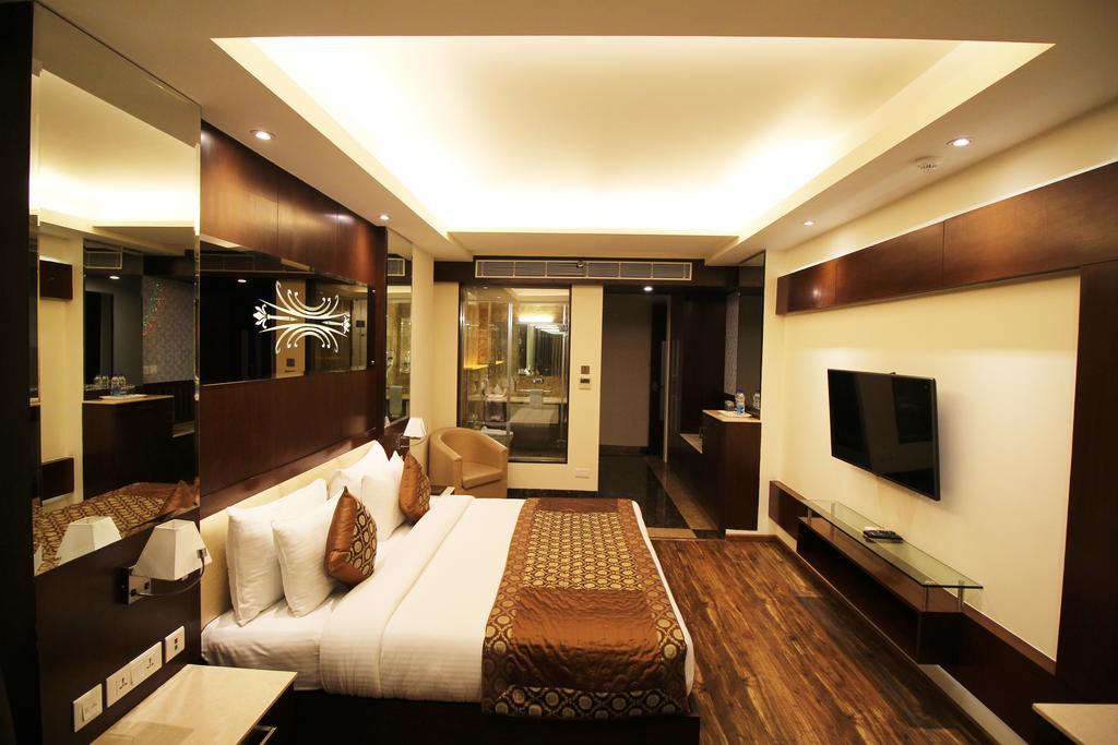 Hotel Golden Grand Delhi (National Capital Territory of India) Exterior foto