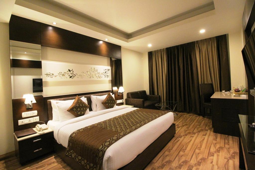 Hotel Golden Grand Delhi (National Capital Territory of India) Exterior foto